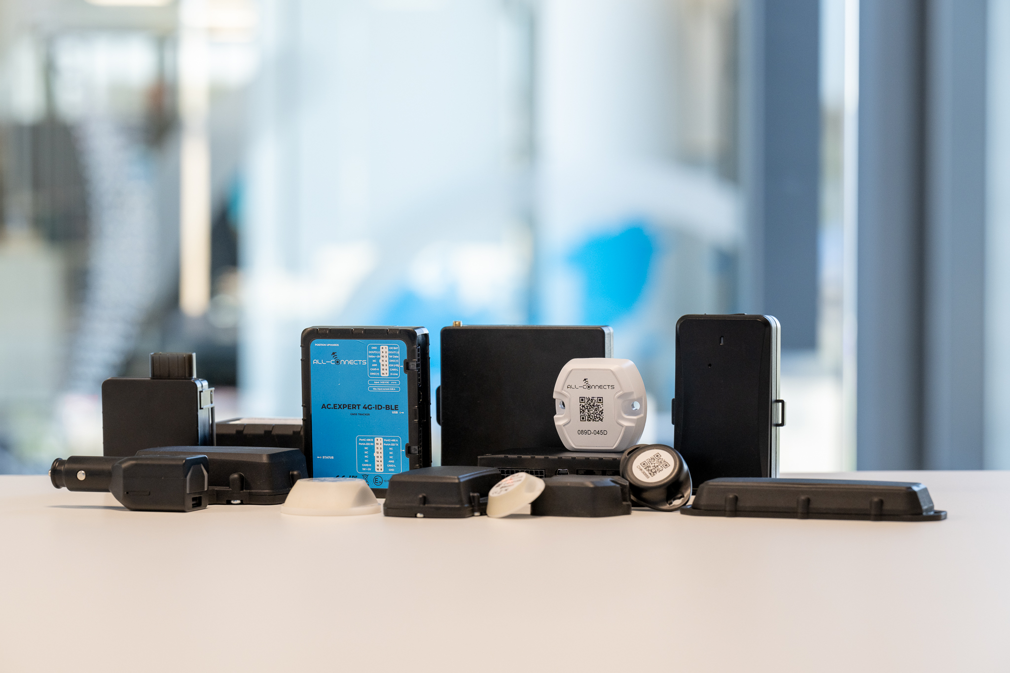 AllConnects GPS-trackers en hardware